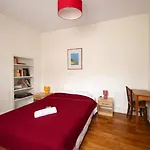 Maison De Charme - A 1 Min - Jardin Prive