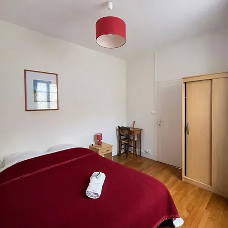 Holiday home Maison De Charme - A 1 Min - Jardin Prive