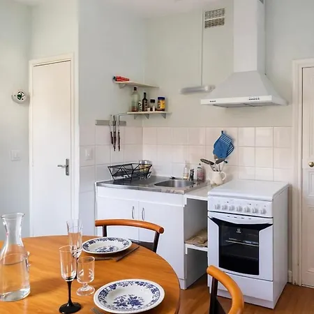 Maison De Charme - A 1 Min - Jardin Prive *