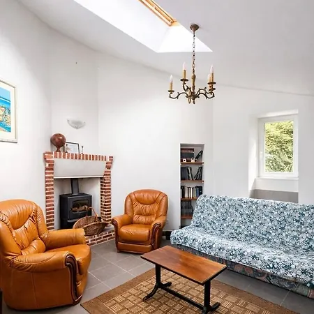 Maison De Charme - A 1 Min - Jardin Prive * Pornic