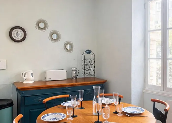 Holiday home Maison De Charme - A 1 Min - Jardin Prive *