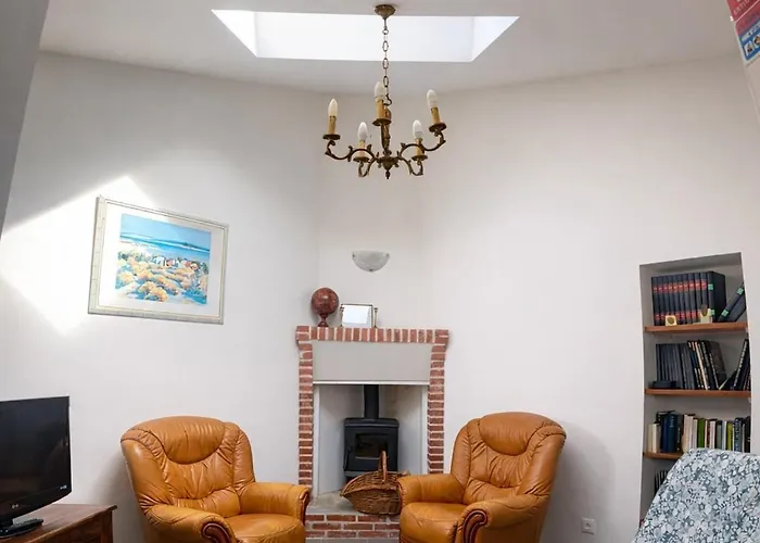 Holiday home Maison De Charme - A 1 Min - Jardin Prive *