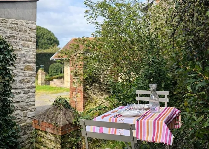 Maison De Charme - A 1 Min - Jardin Prive *