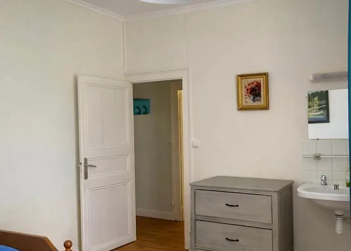 Maison De Charme - A 1 Min - Jardin Prive * Pornic